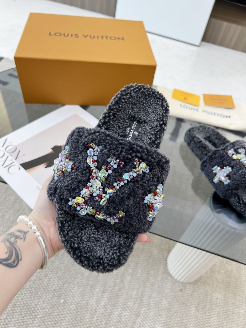 Louis Vuitton Slippers